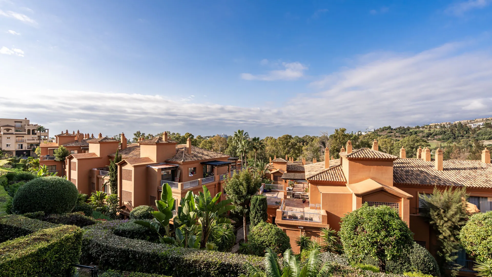 For sale 2 bedrooms apartment in Benatalaya