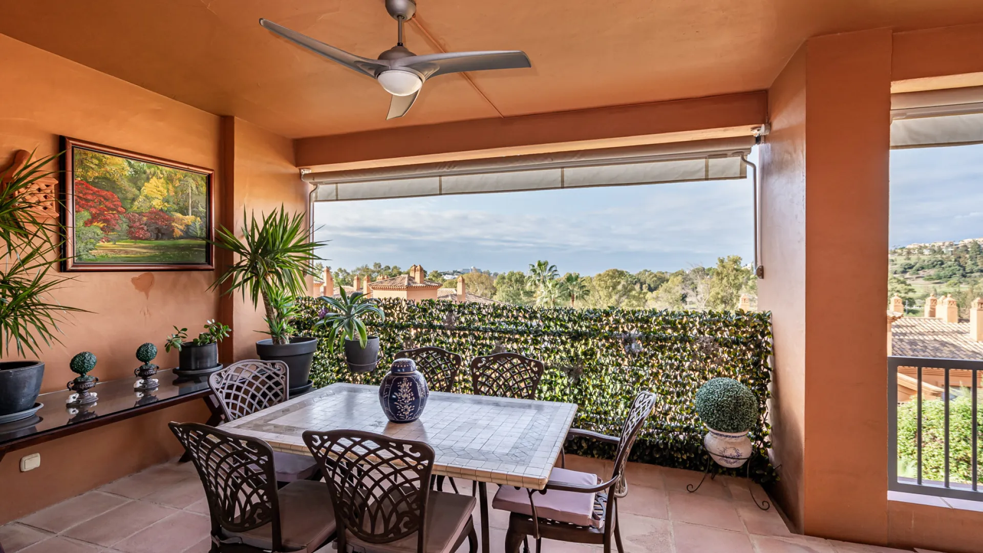 For sale 2 bedrooms apartment in Benatalaya