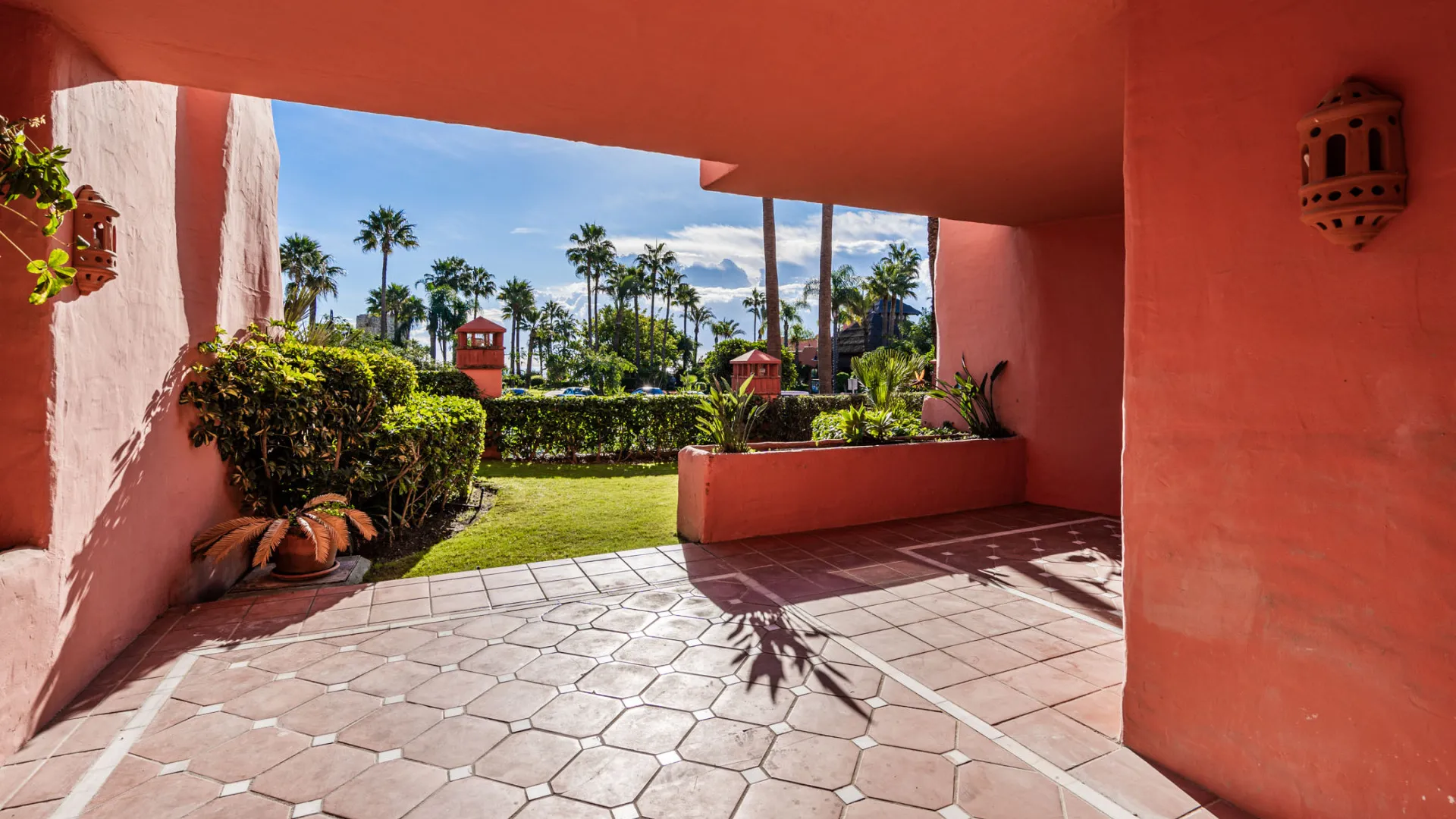 Apartamento planta baja a la venta de 3 dormitorios en Cabo Bermejo