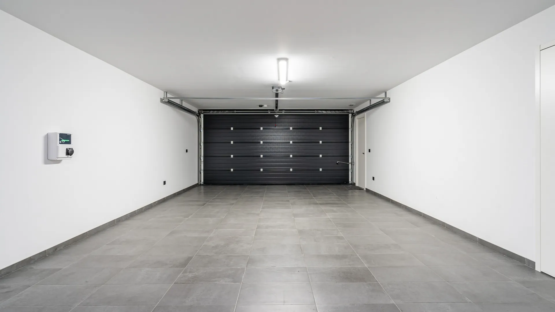 Town house with 4 bedrooms for sale in The Island