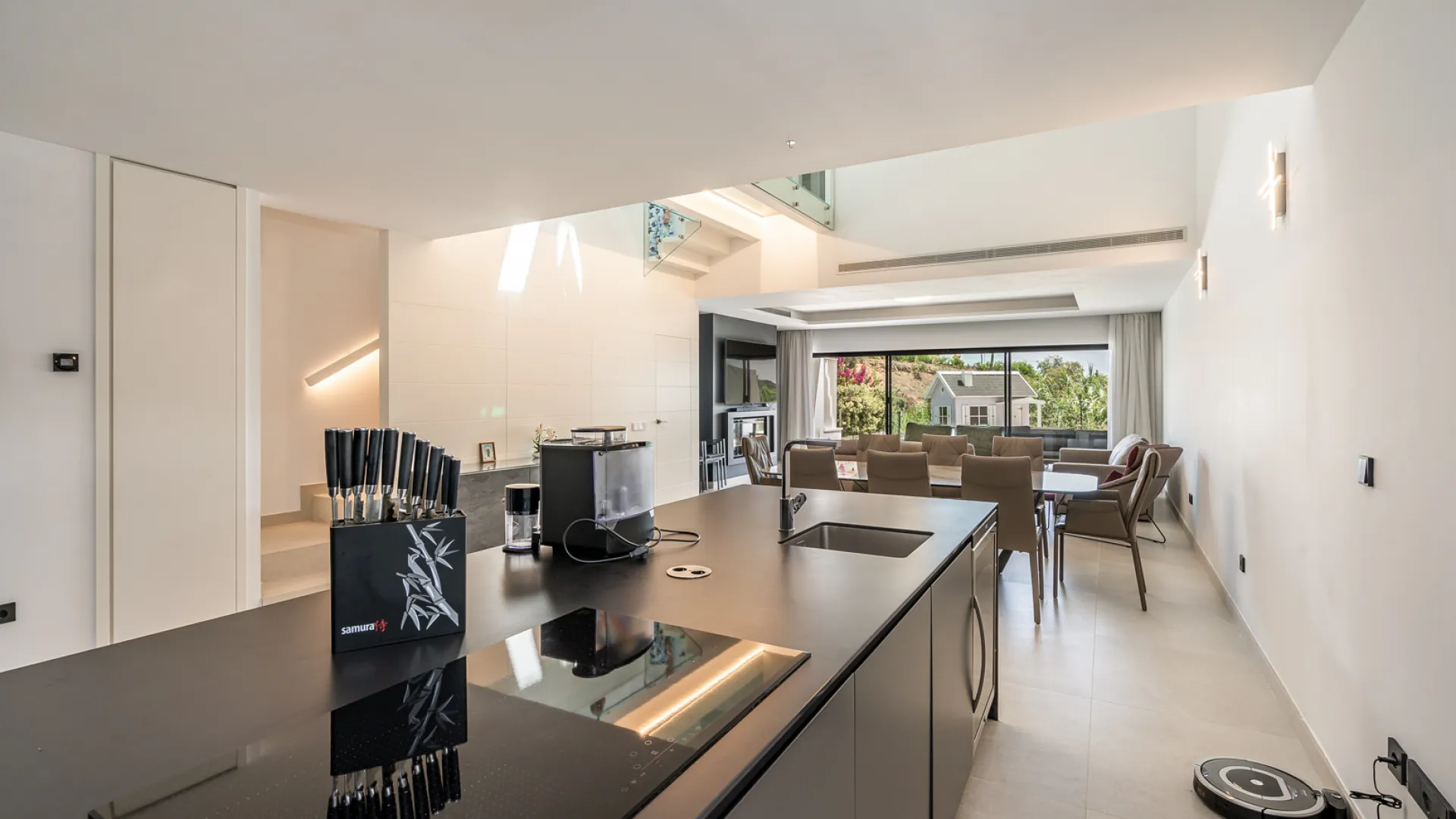 Town house with 4 bedrooms for sale in The Island