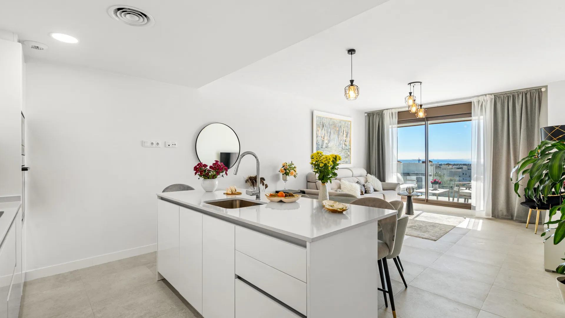 Comprar apartamento planta baja en Estepona