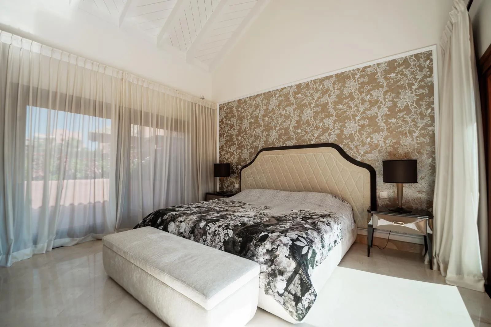 Duplex penthouse in Torre Bermeja for sale