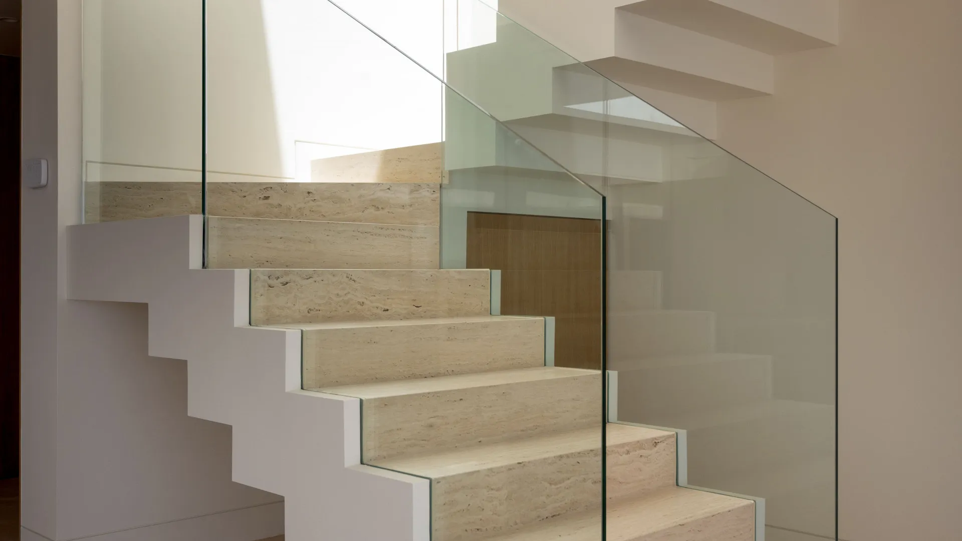 Ático en venta de 3 dormitorios en Estepona Puerto