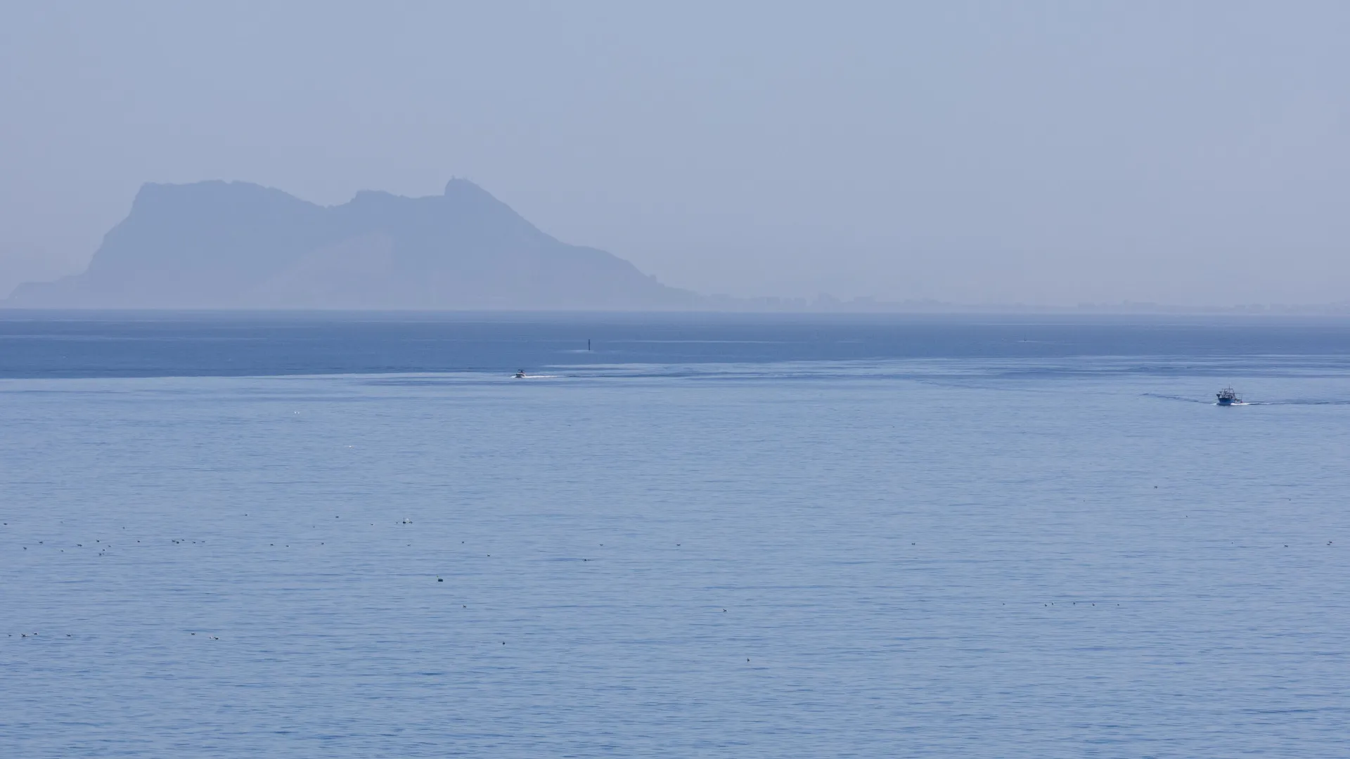 Ático en venta de 3 dormitorios en Estepona Puerto