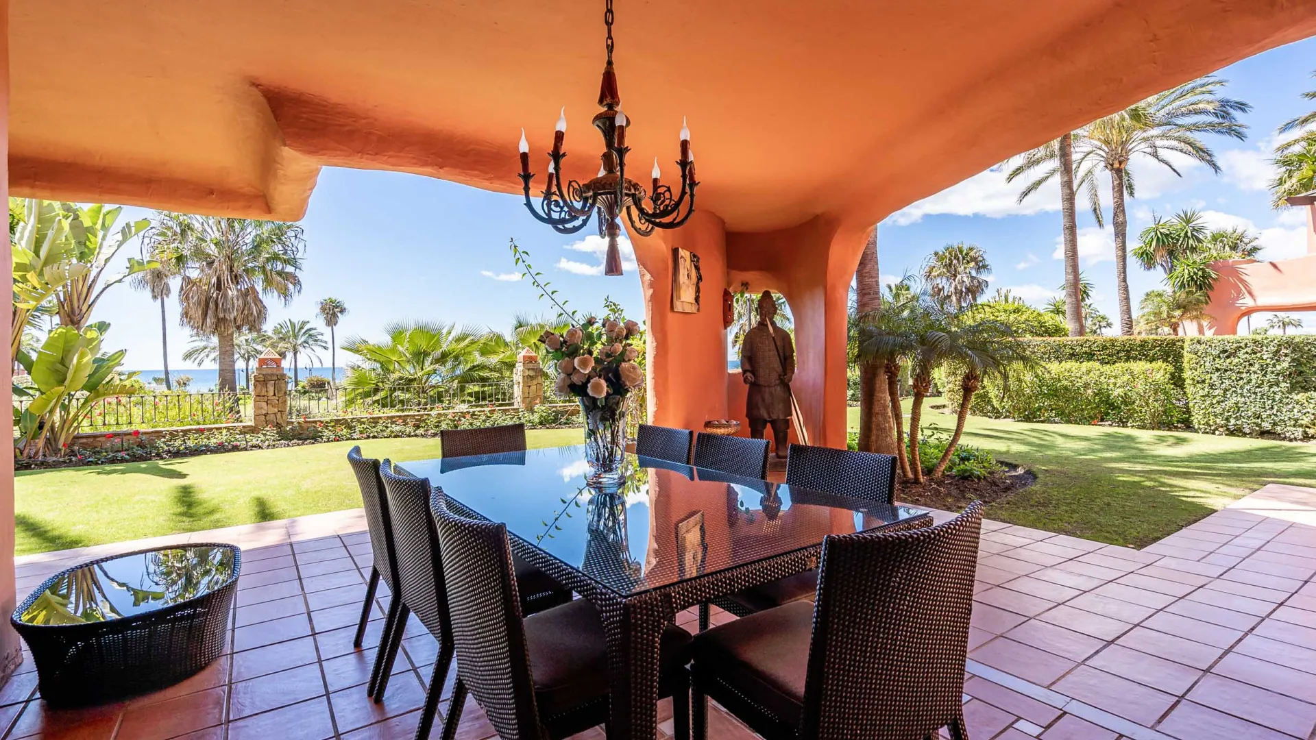 Triplex in Torre Bermeja for sale