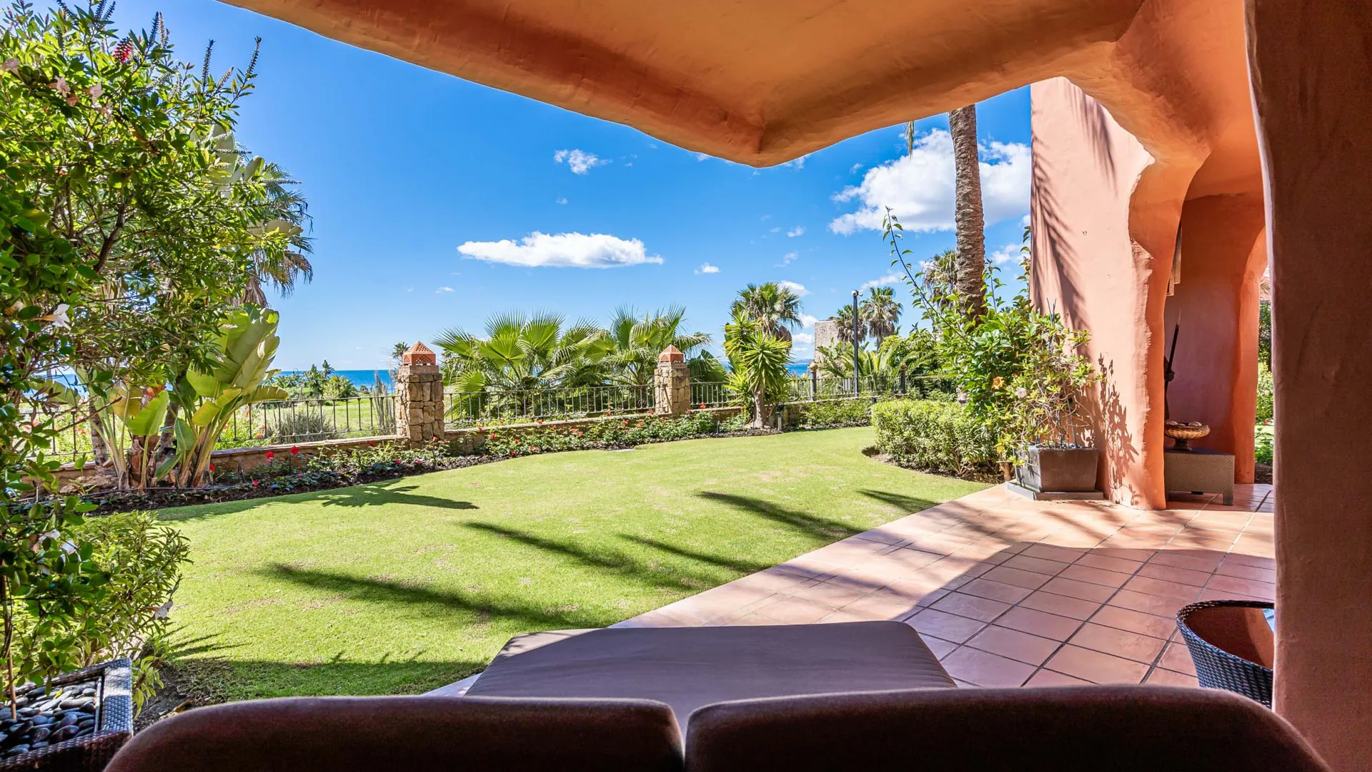 Triplex in Torre Bermeja for sale