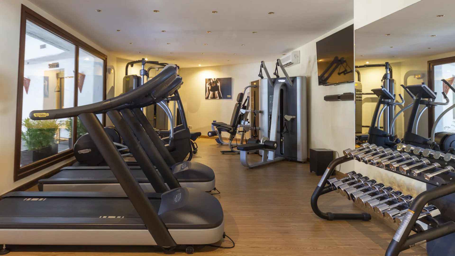 Triplex in Torre Bermeja for sale