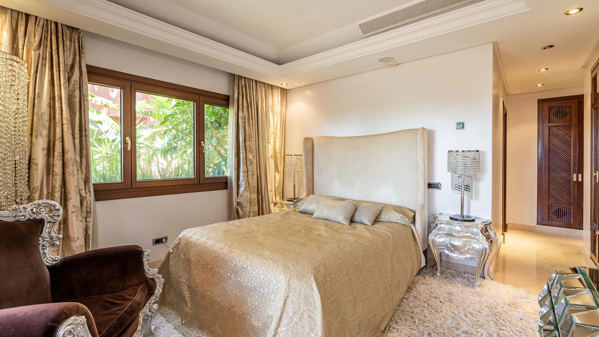 Triplex in Torre Bermeja for sale