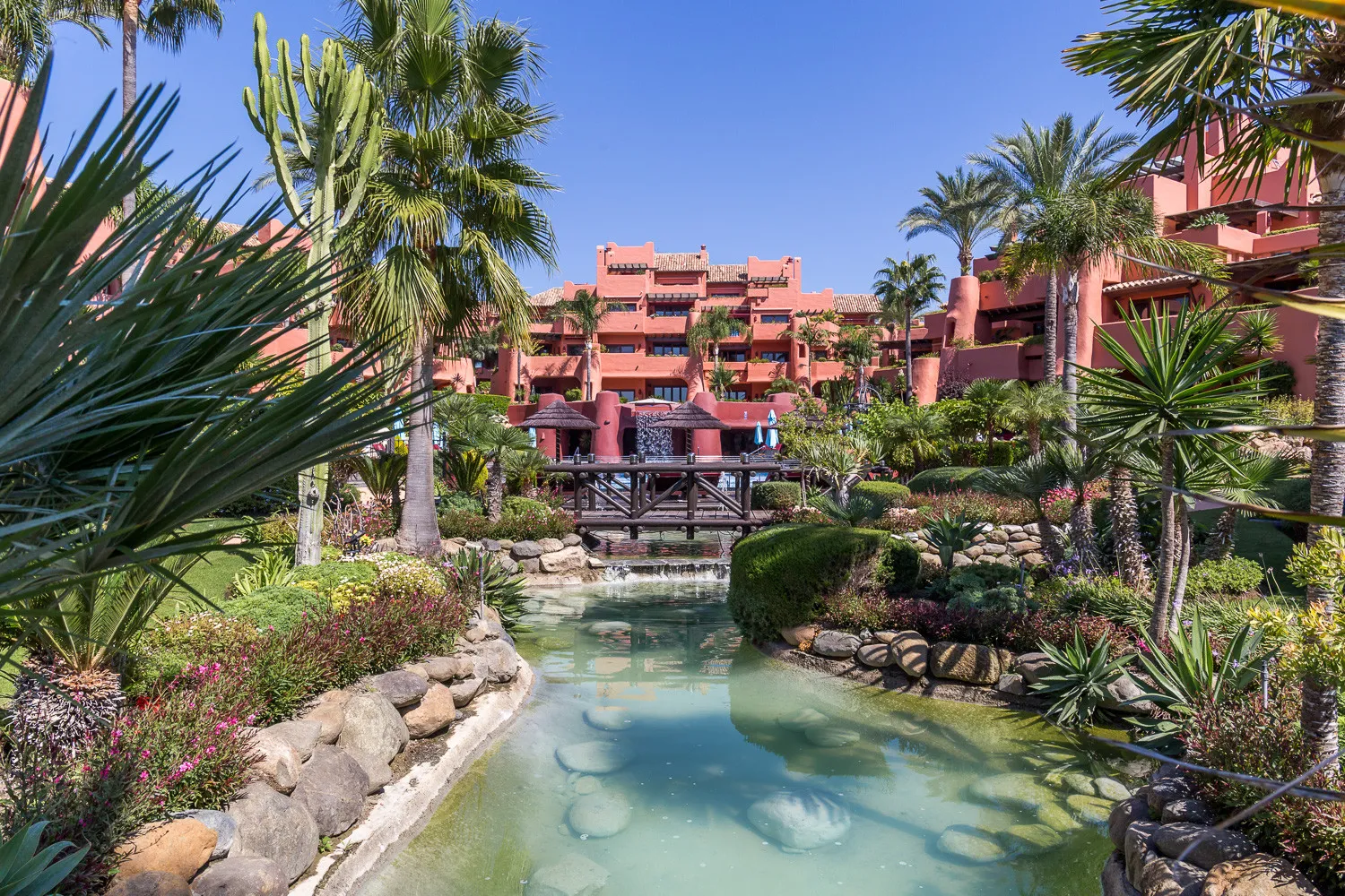 Triplex in Torre Bermeja for sale