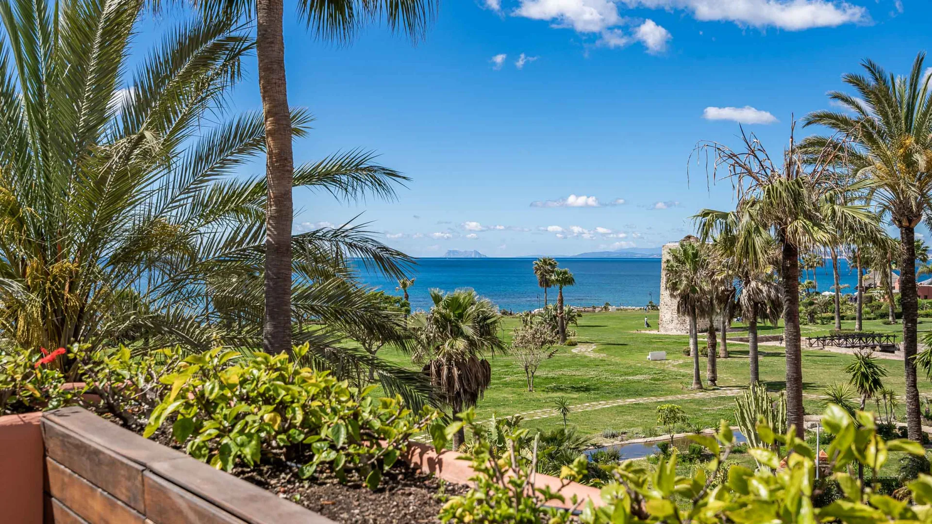 Triplex in Torre Bermeja for sale