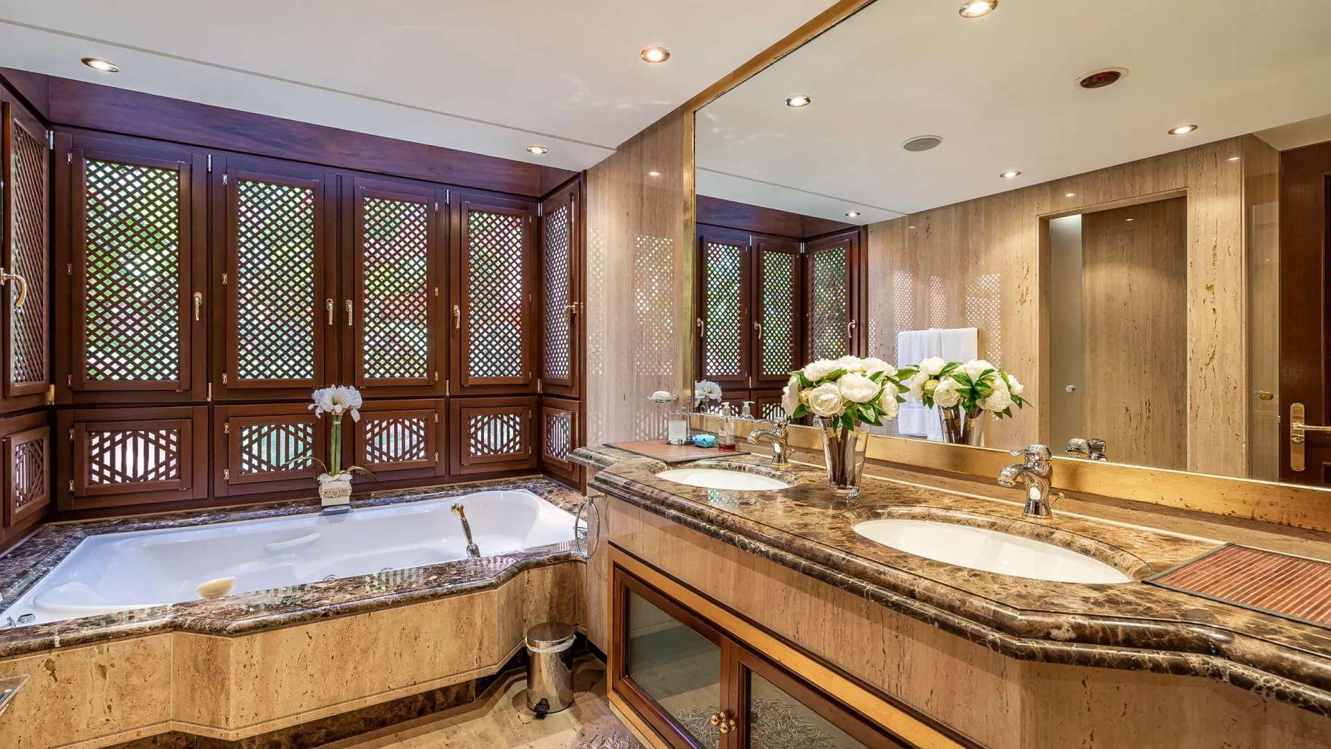 Triplex in Torre Bermeja for sale