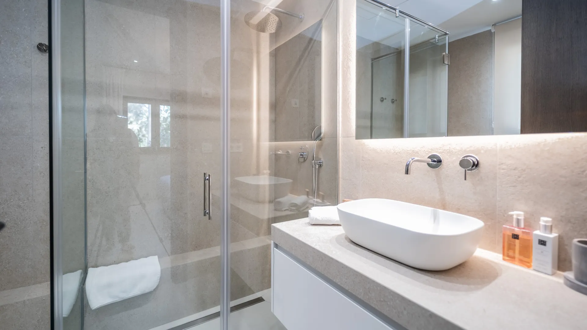 For sale 6 bedrooms villa in El Rosario