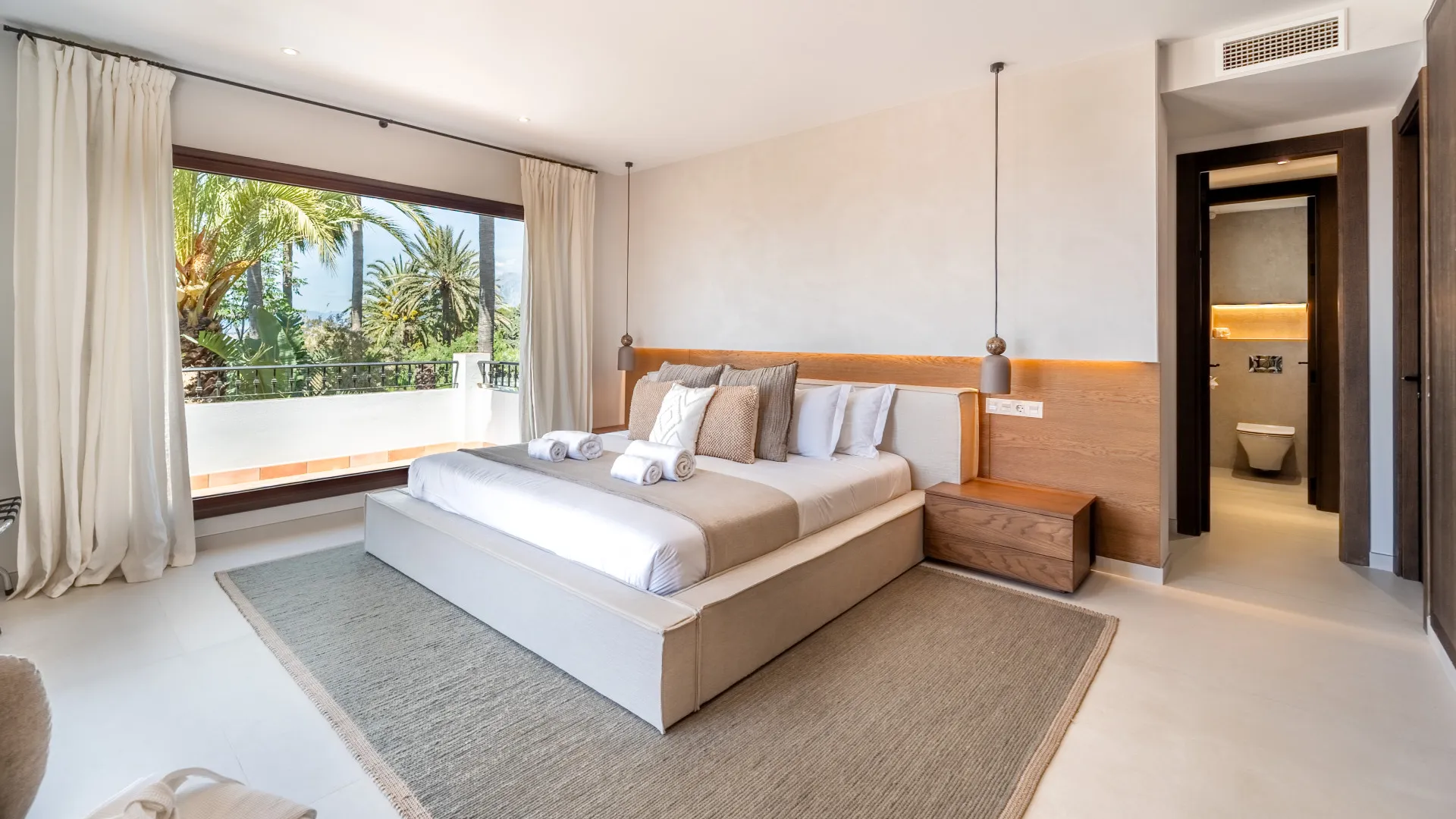 For sale 6 bedrooms villa in El Rosario