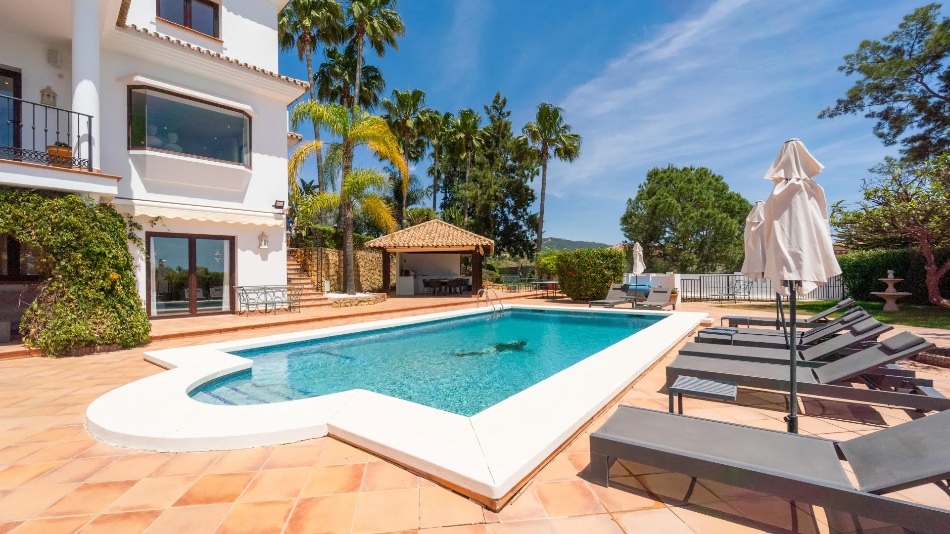 For sale 6 bedrooms villa in El Rosario