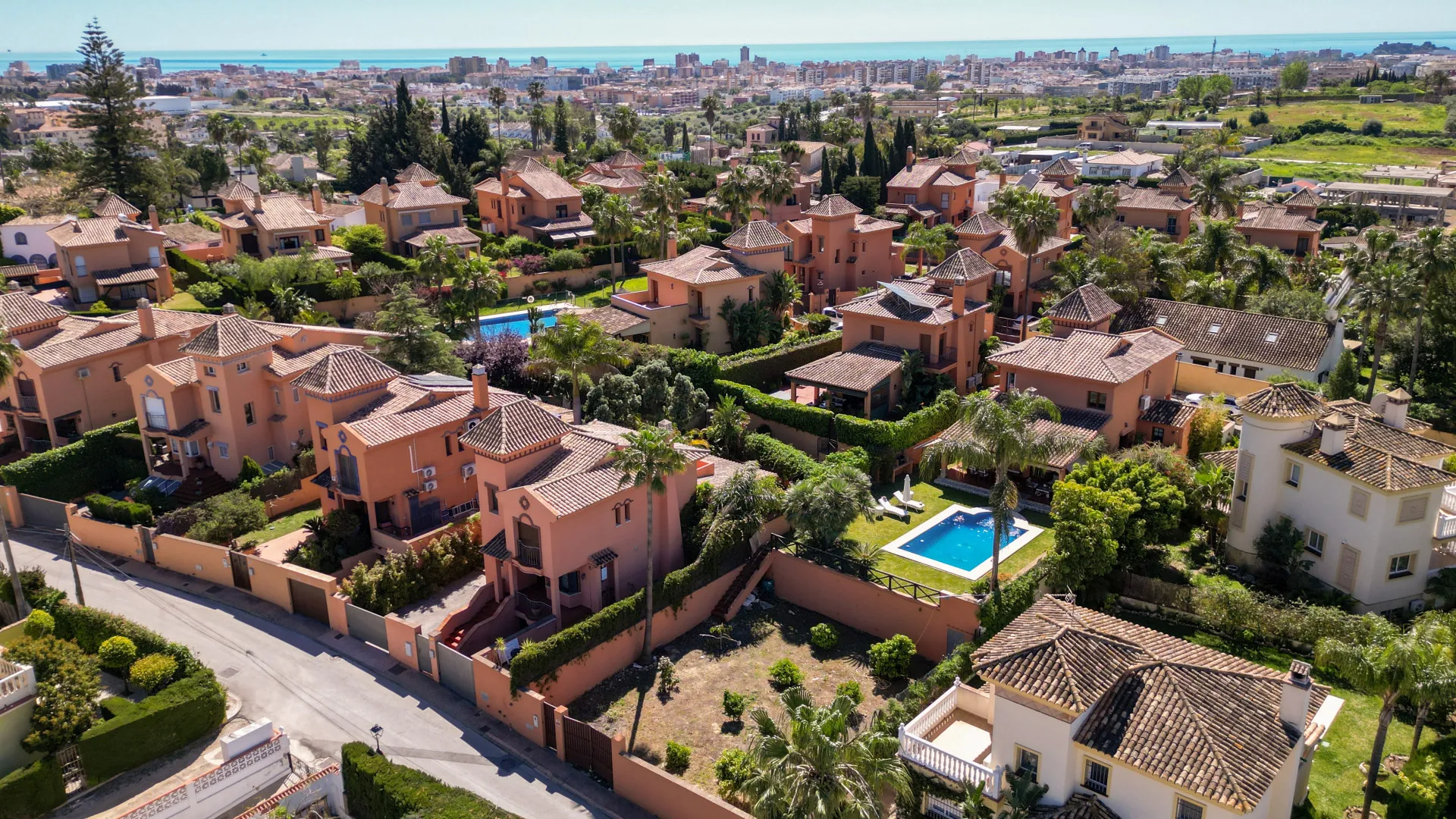 For sale 4 bedrooms villa in Sierrezuela