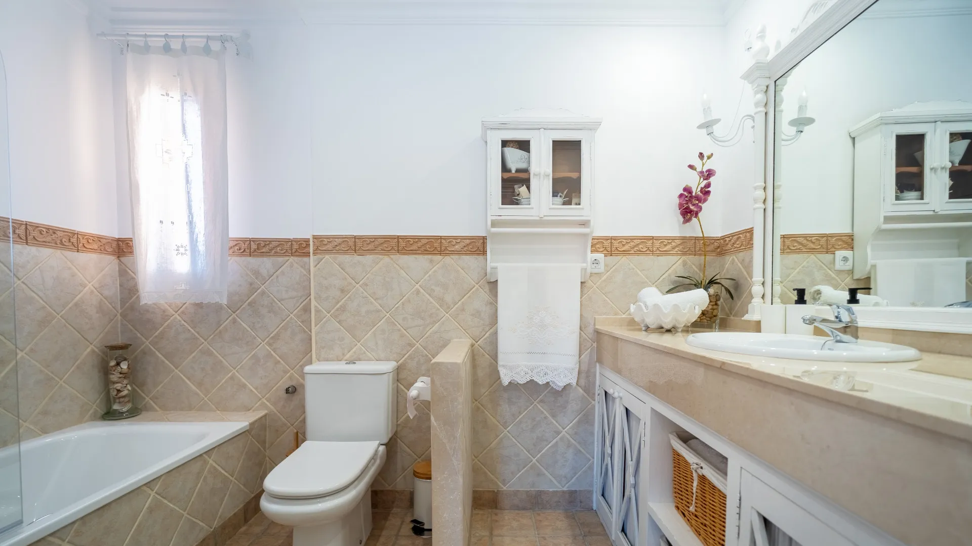 For sale 4 bedrooms villa in Sierrezuela