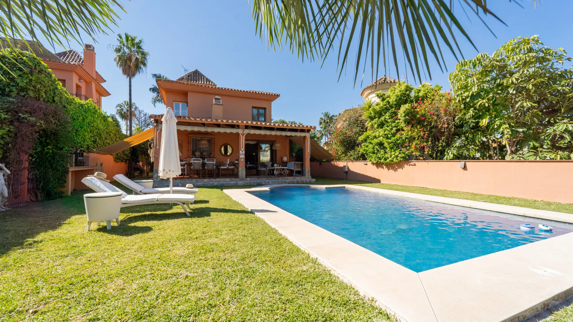 For sale 4 bedrooms villa in Sierrezuela