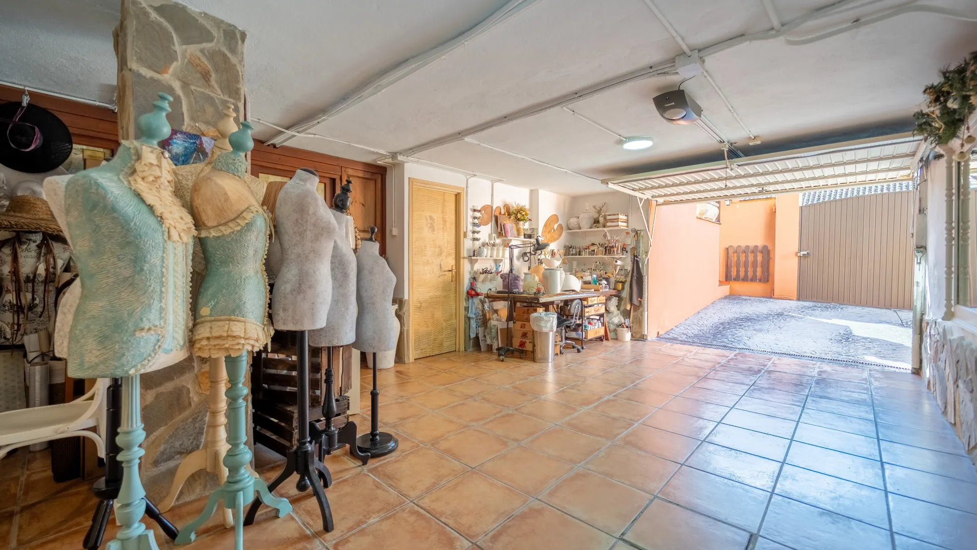For sale 4 bedrooms villa in Sierrezuela