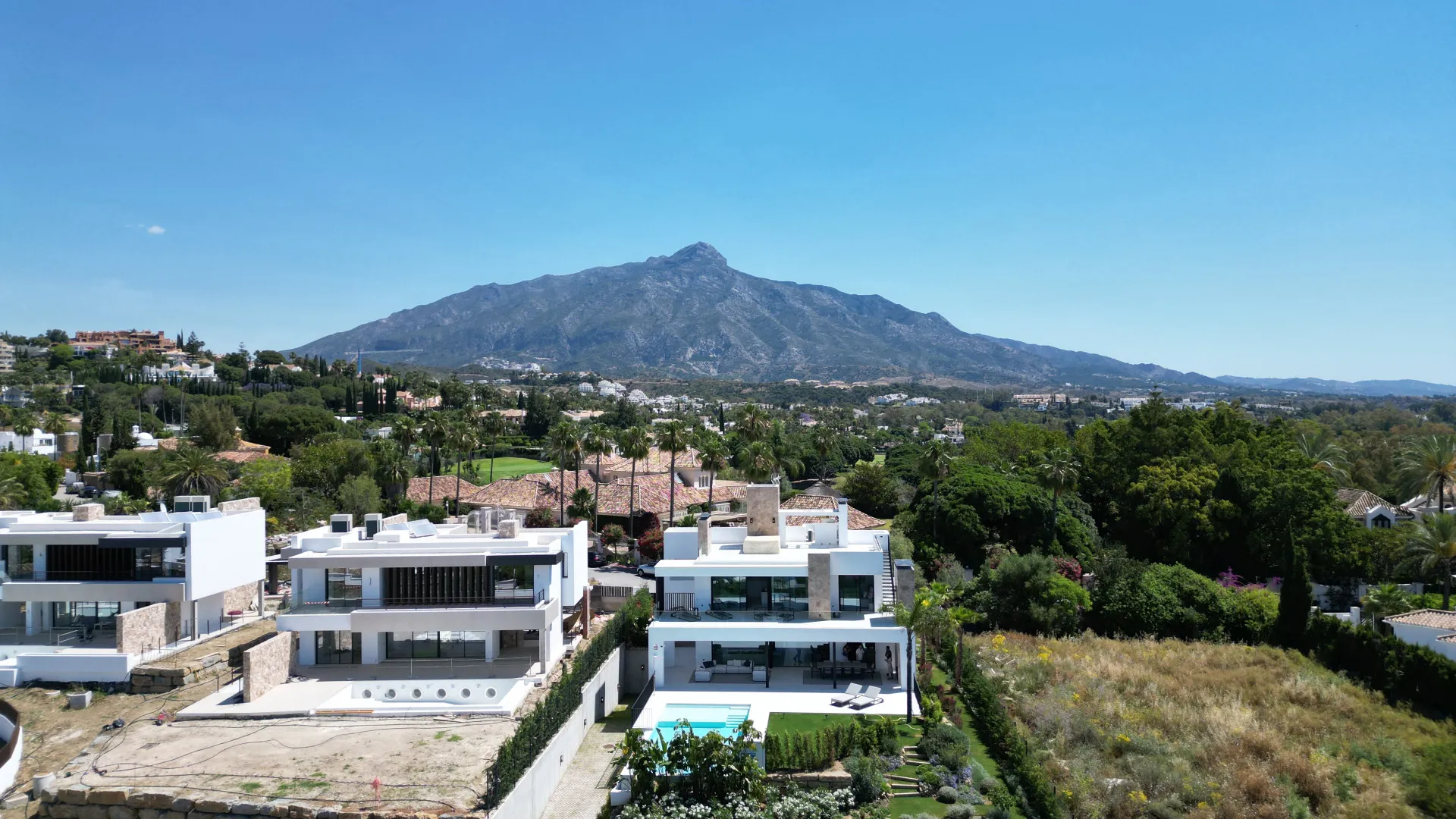 Villa en venta en Nueva Andalucia
