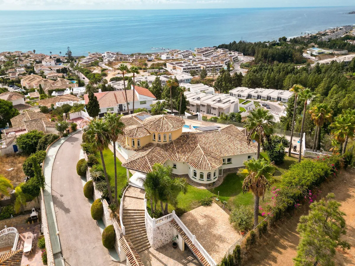 For sale villa in El Chaparral with 5 bedrooms