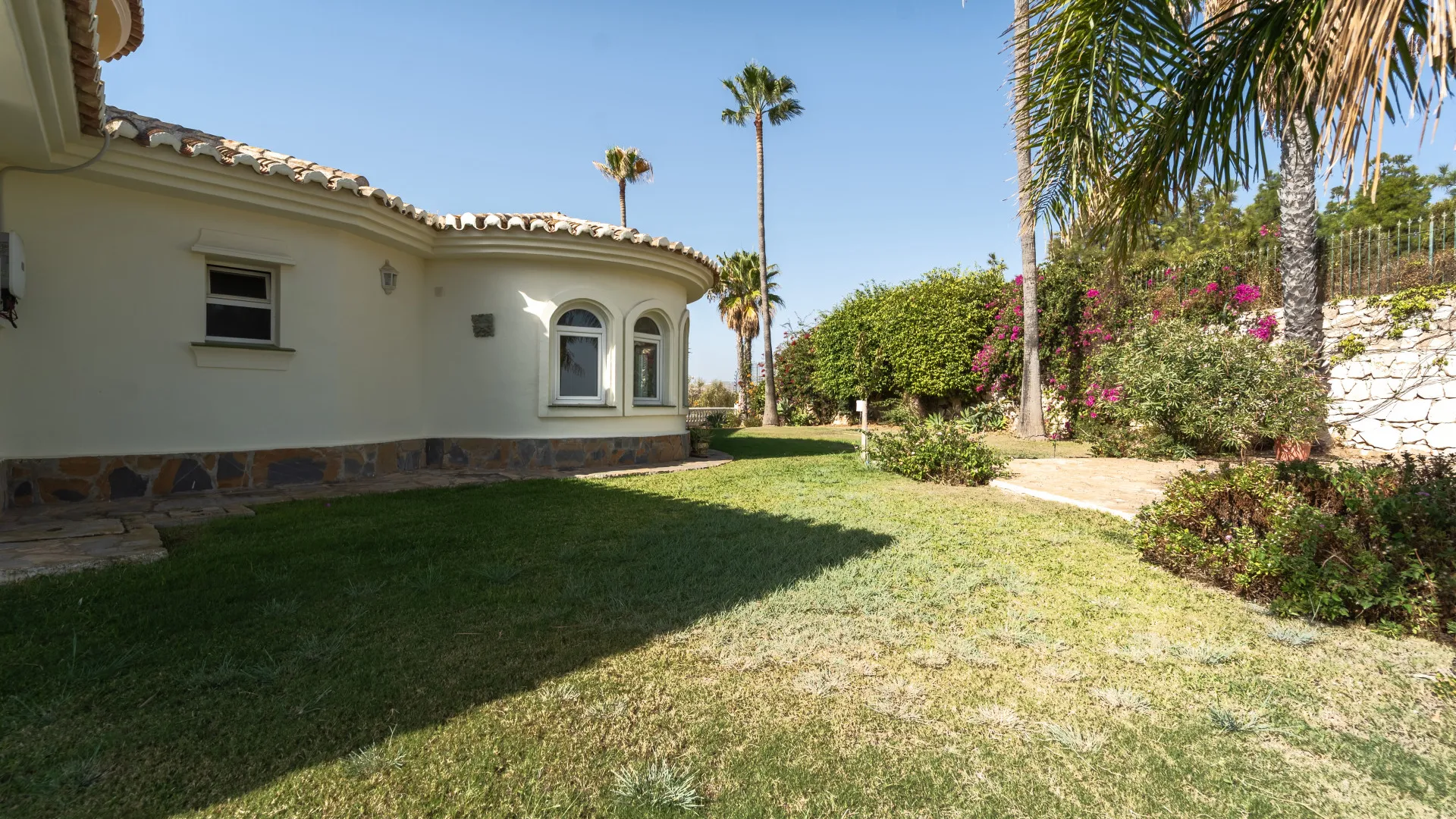 For sale villa in El Chaparral with 5 bedrooms