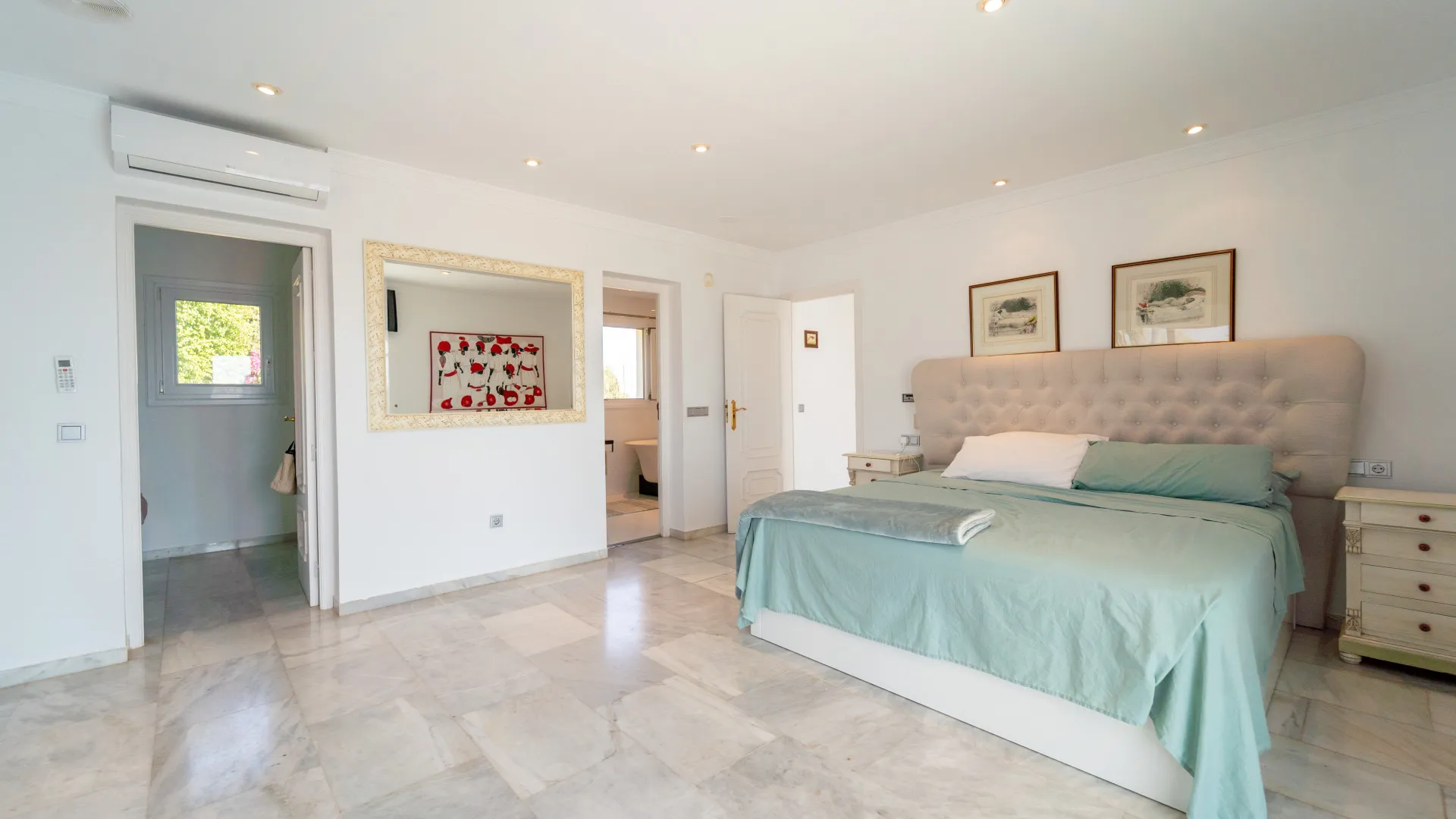 For sale villa in El Chaparral with 5 bedrooms