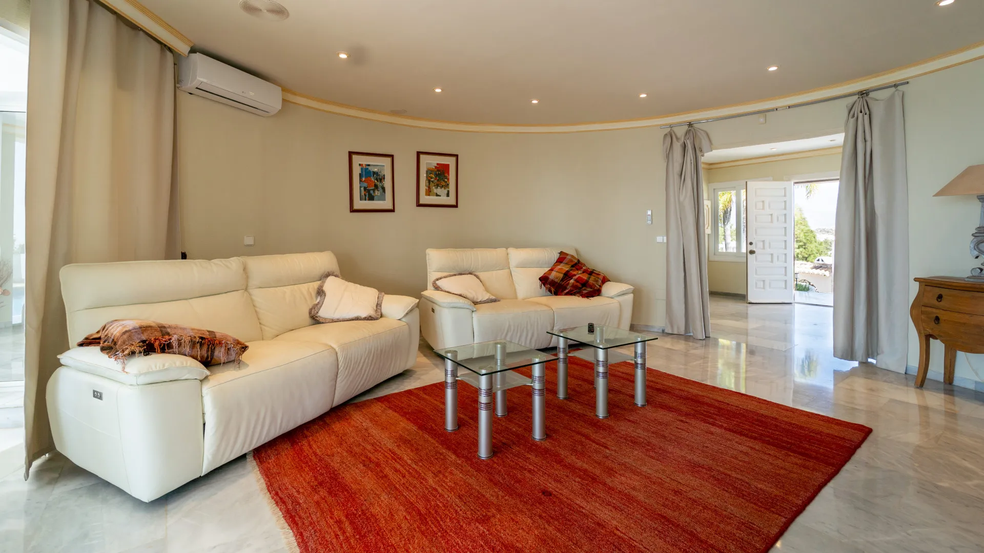 For sale villa in El Chaparral with 5 bedrooms