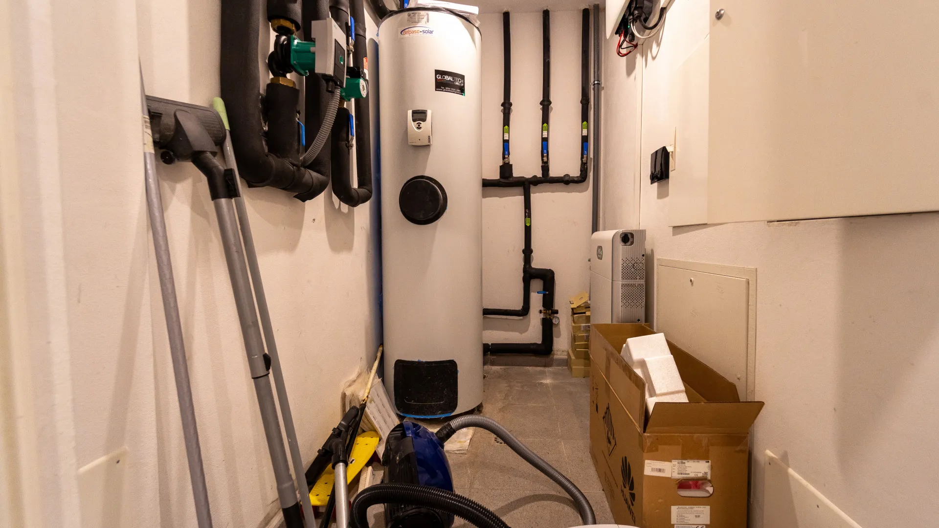 5 bedrooms semi detached villa for sale in Cabopino