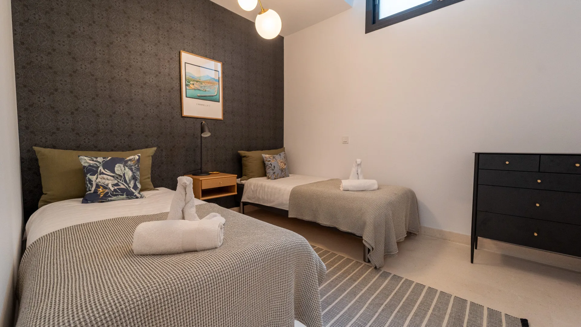 5 bedrooms semi detached villa for sale in Cabopino