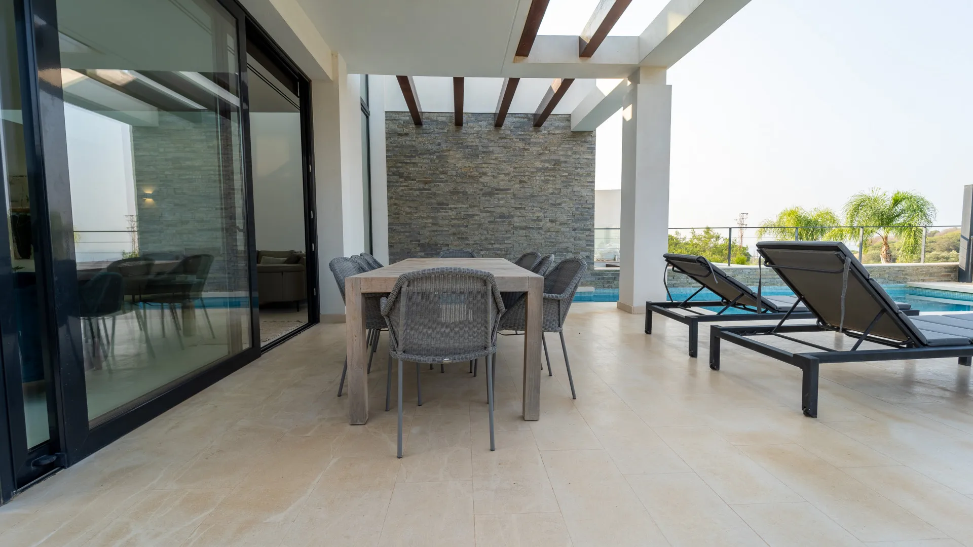 5 bedrooms semi detached villa for sale in Cabopino