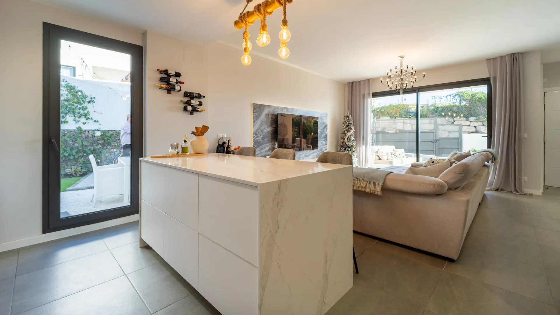 For sale semi detached house in Riviera del Sol with 3 bedrooms