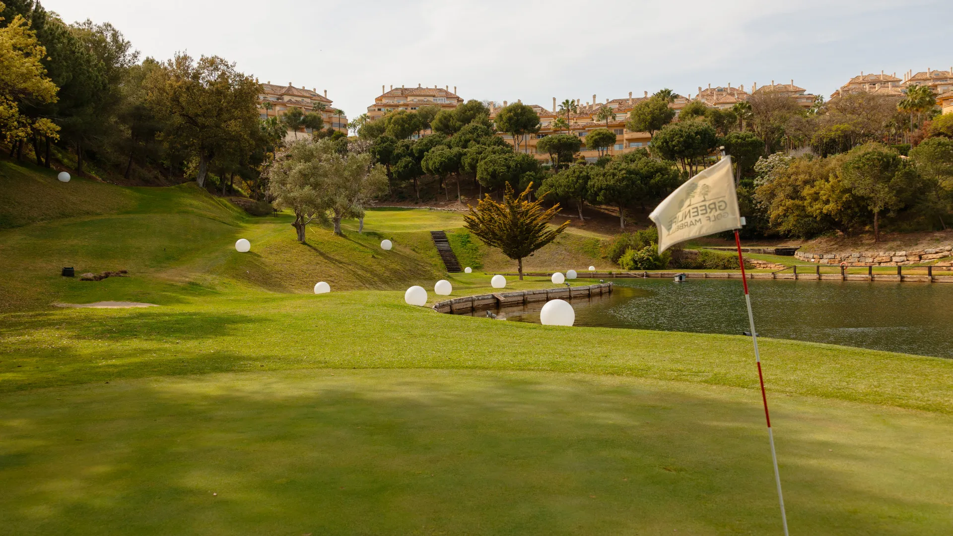 Apartamento a la venta en Elviria Hills de 3 dormitorios