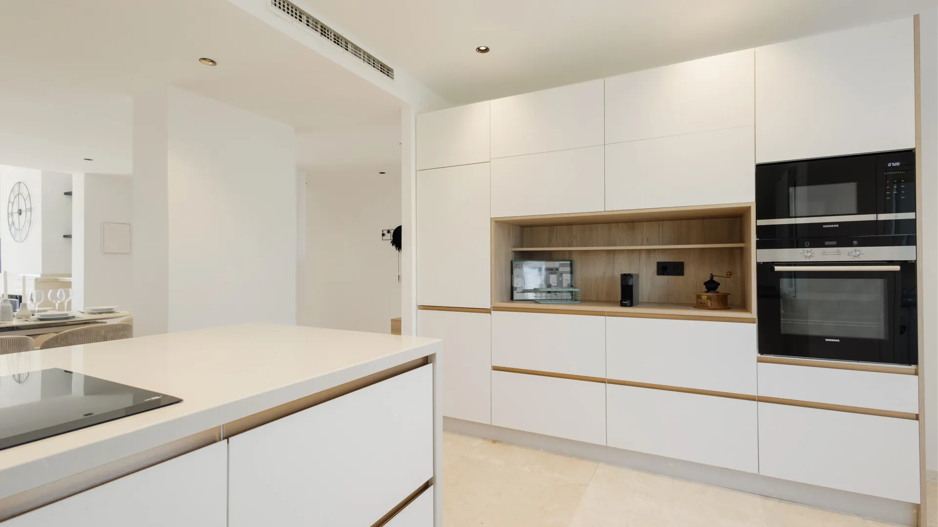 Apartamento a la venta en Elviria Hills de 3 dormitorios