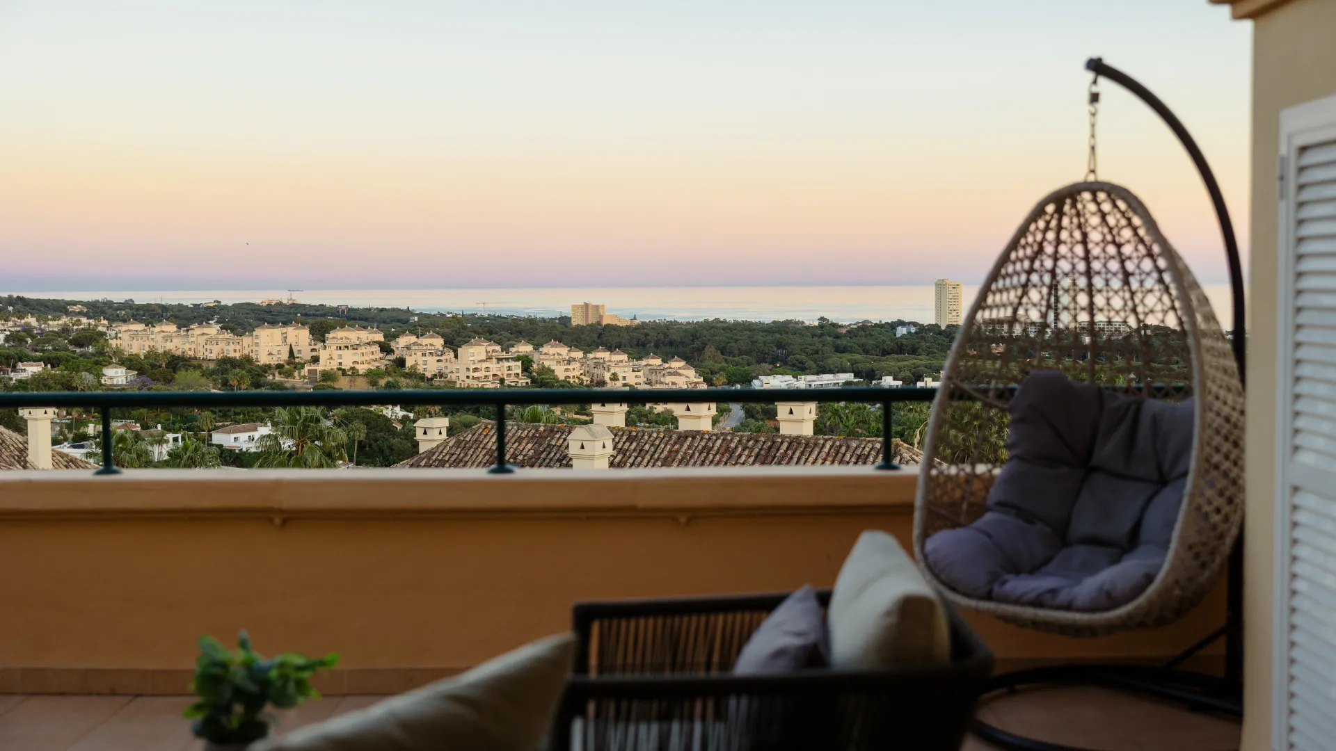 Apartamento a la venta en Elviria Hills de 3 dormitorios