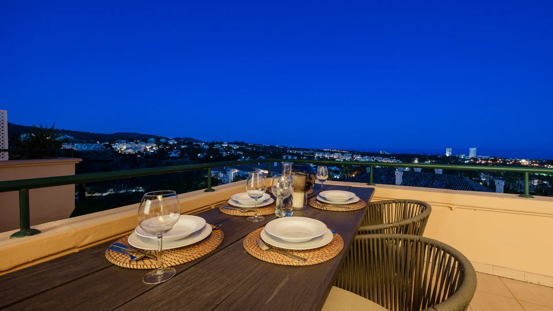 Apartamento a la venta en Elviria Hills de 3 dormitorios