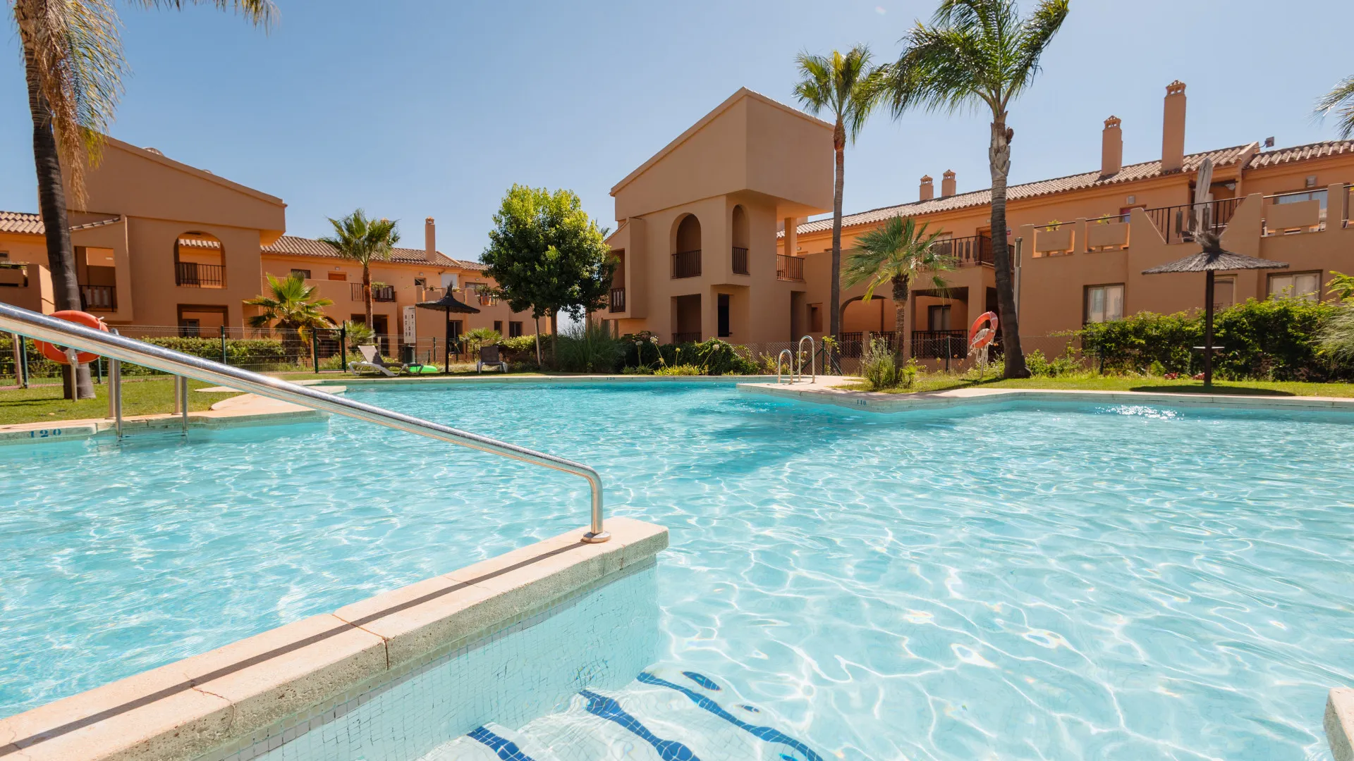 Se vende apartamento en Hacienda del Señorio de Cifuentes de 3 dormitorios