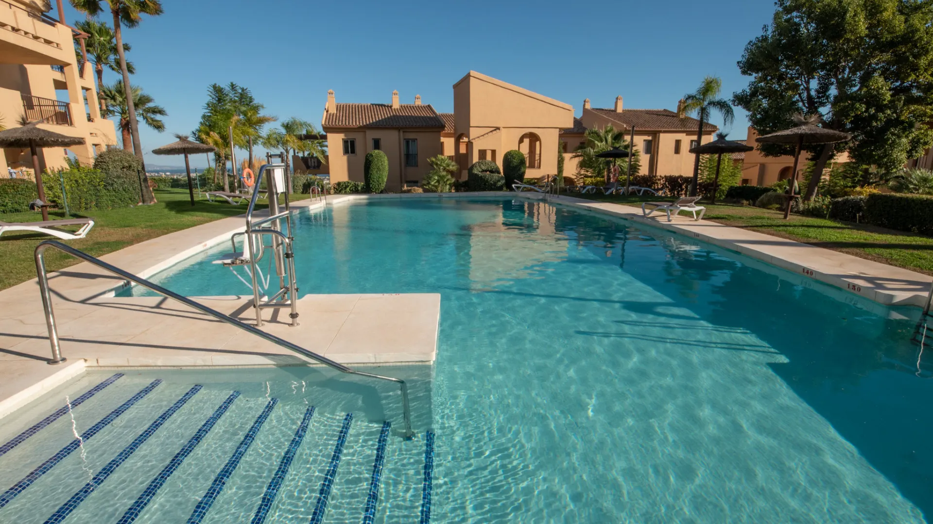 Se vende apartamento en Hacienda del Señorio de Cifuentes de 3 dormitorios