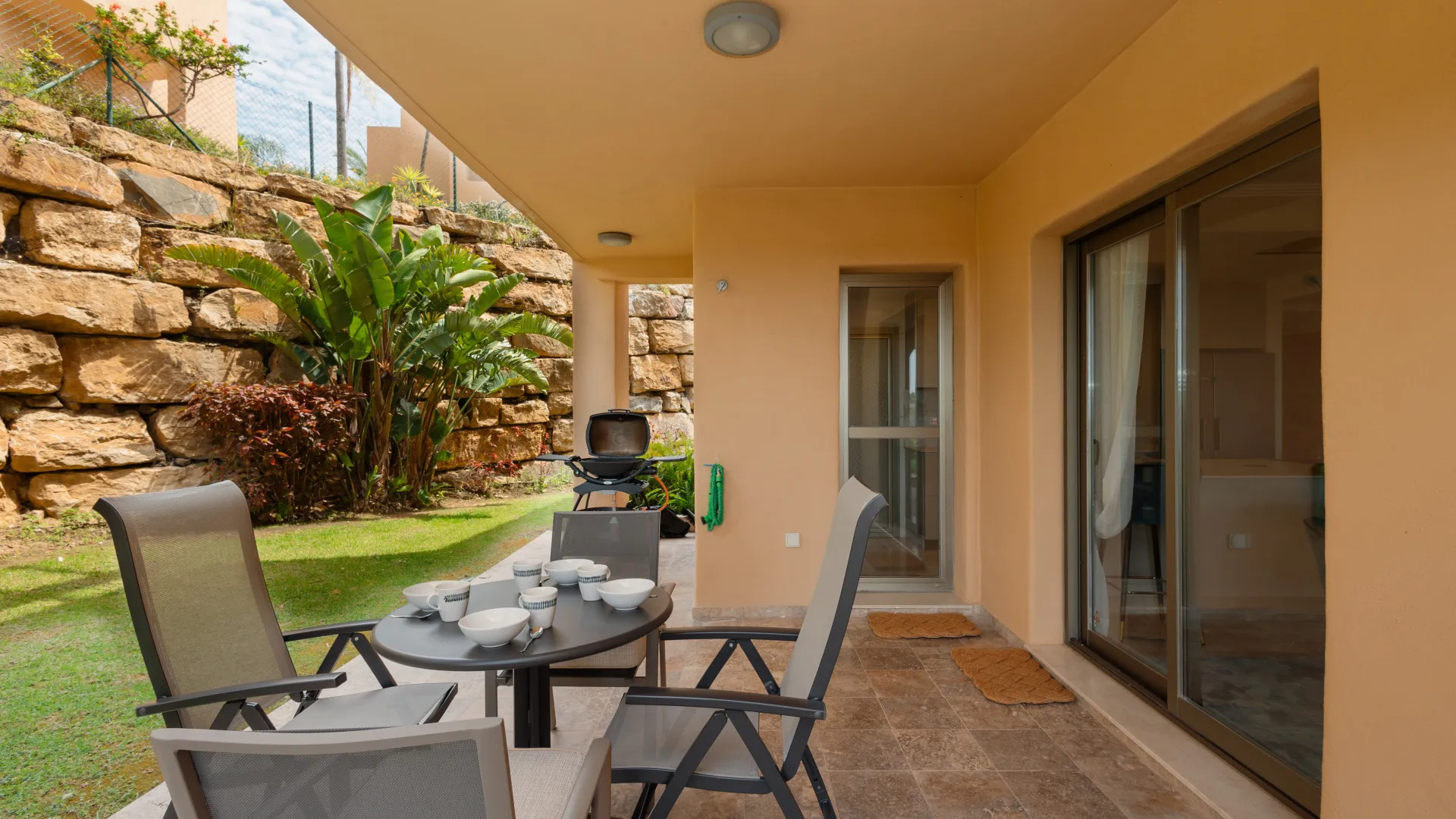 Se vende apartamento en Hacienda del Señorio de Cifuentes de 3 dormitorios