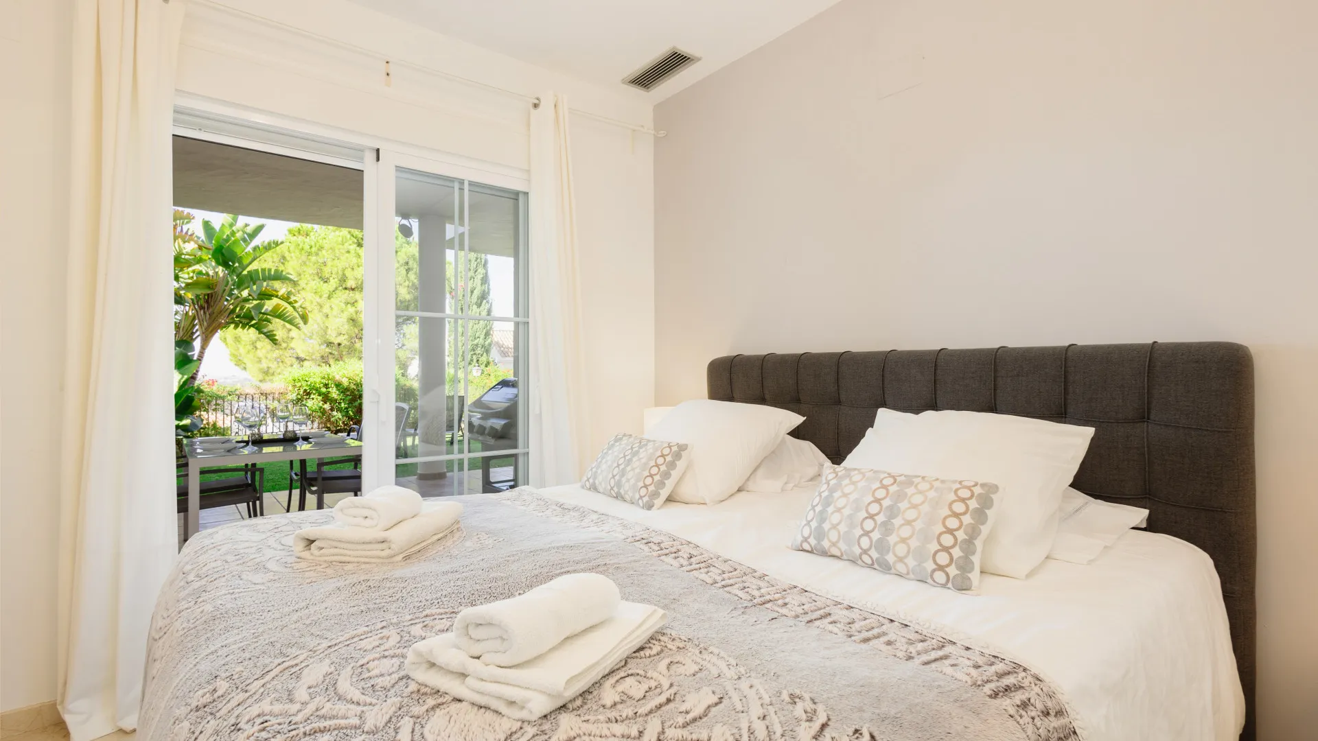 Balcones del Lago, apartamento planta baja a la venta