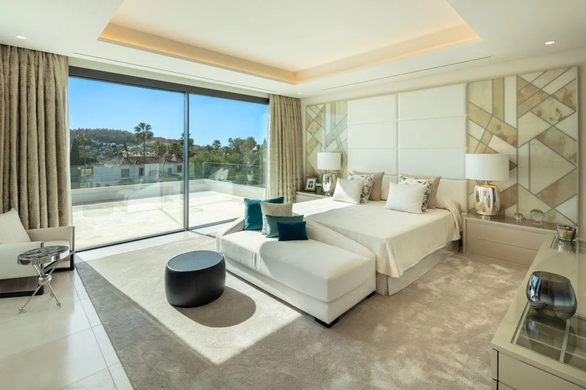 La Cerquilla 6 bedrooms villa for sale
