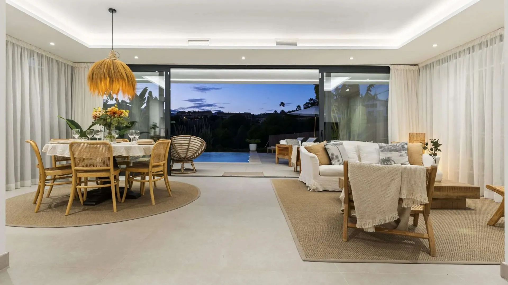 6 bedrooms villa for sale in La Resina Golf