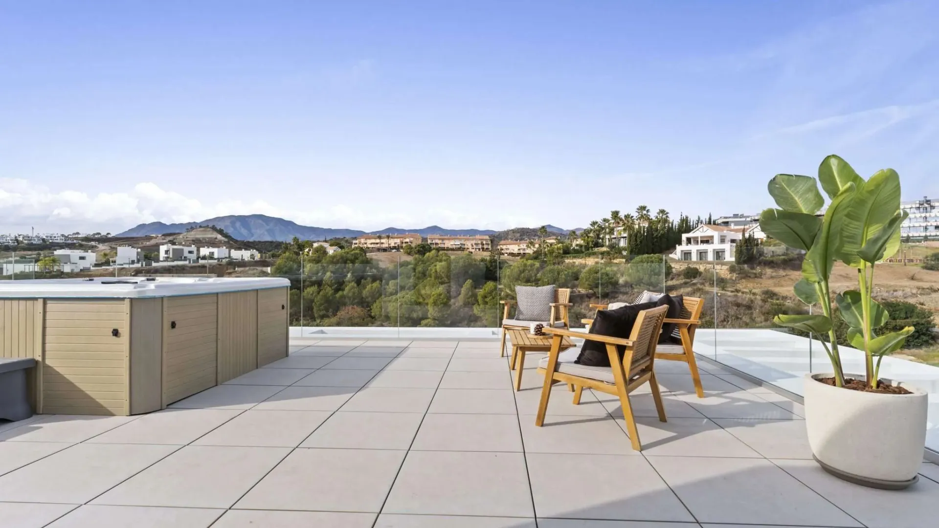 6 bedrooms villa for sale in La Resina Golf