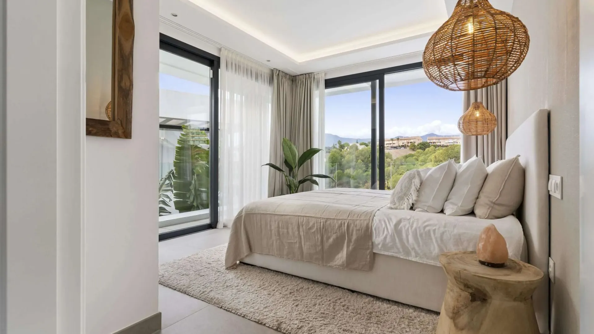 6 bedrooms villa for sale in La Resina Golf