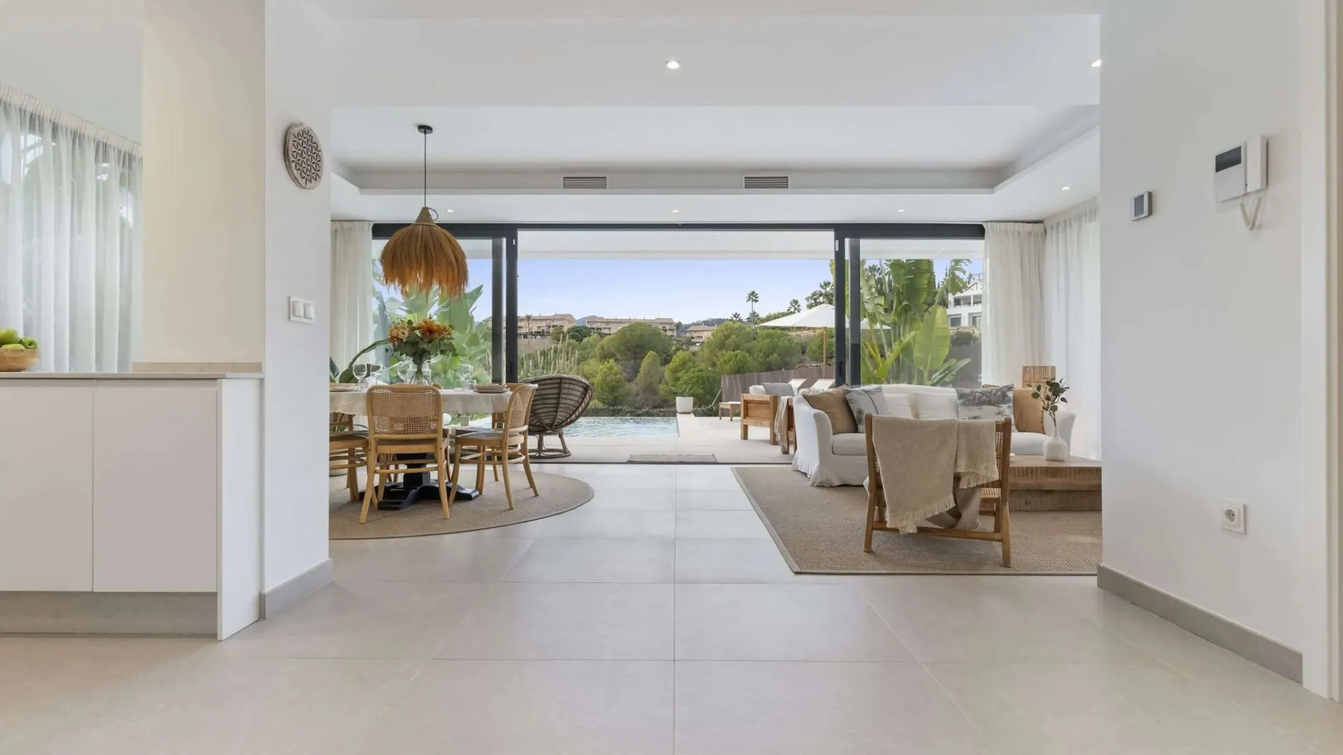 6 bedrooms villa for sale in La Resina Golf