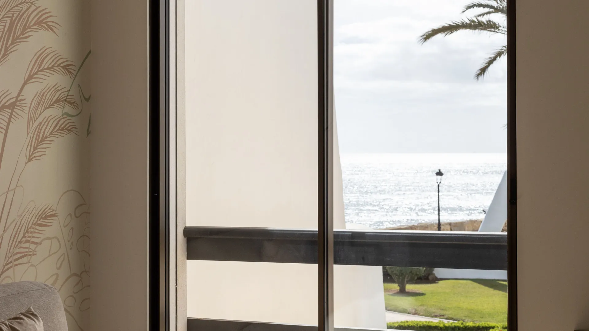 Town house for sale in Coral Beach