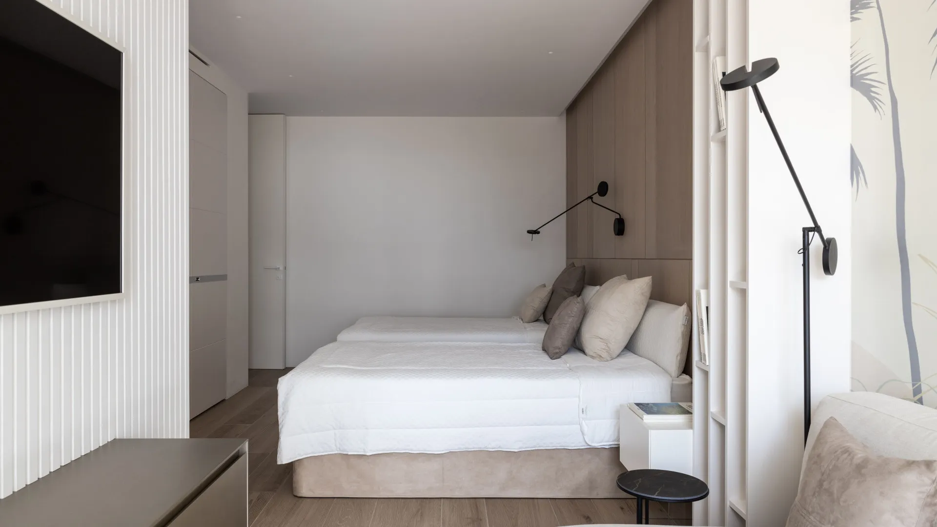 Town house for sale in Coral Beach