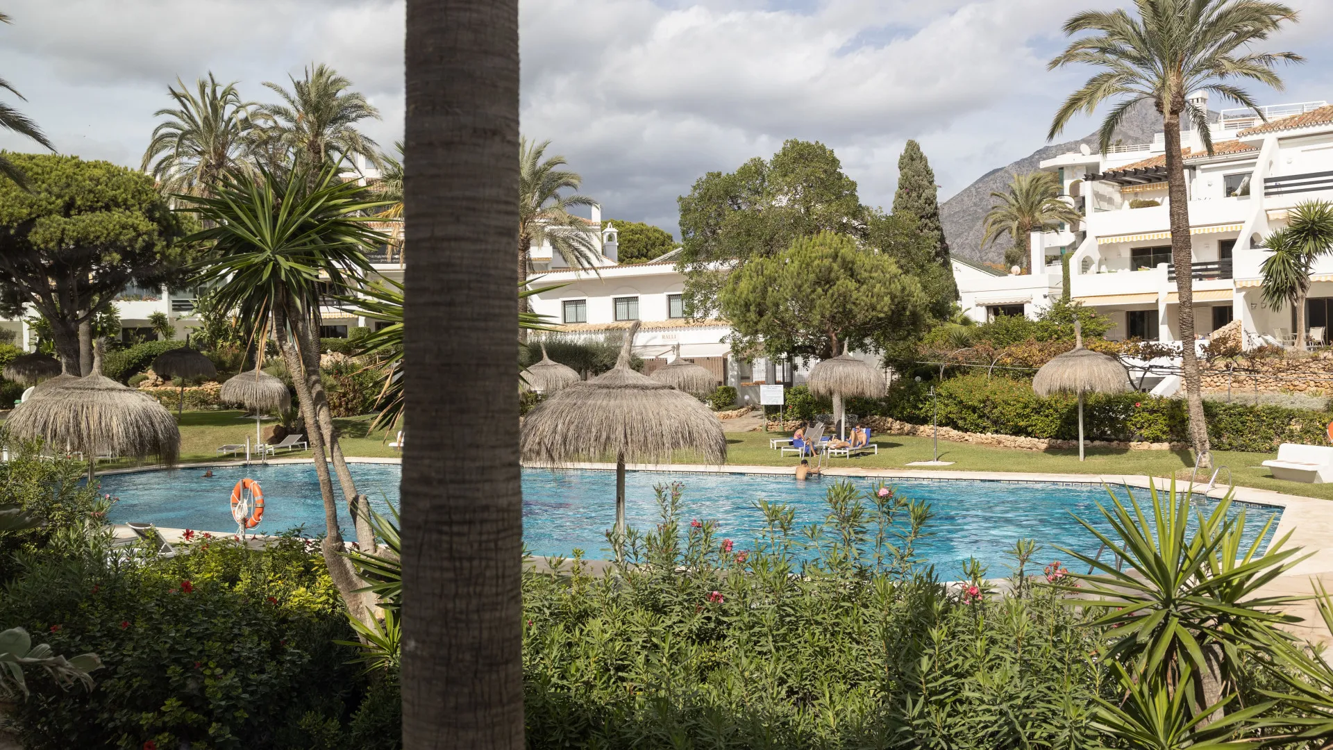 Town house for sale in Coral Beach