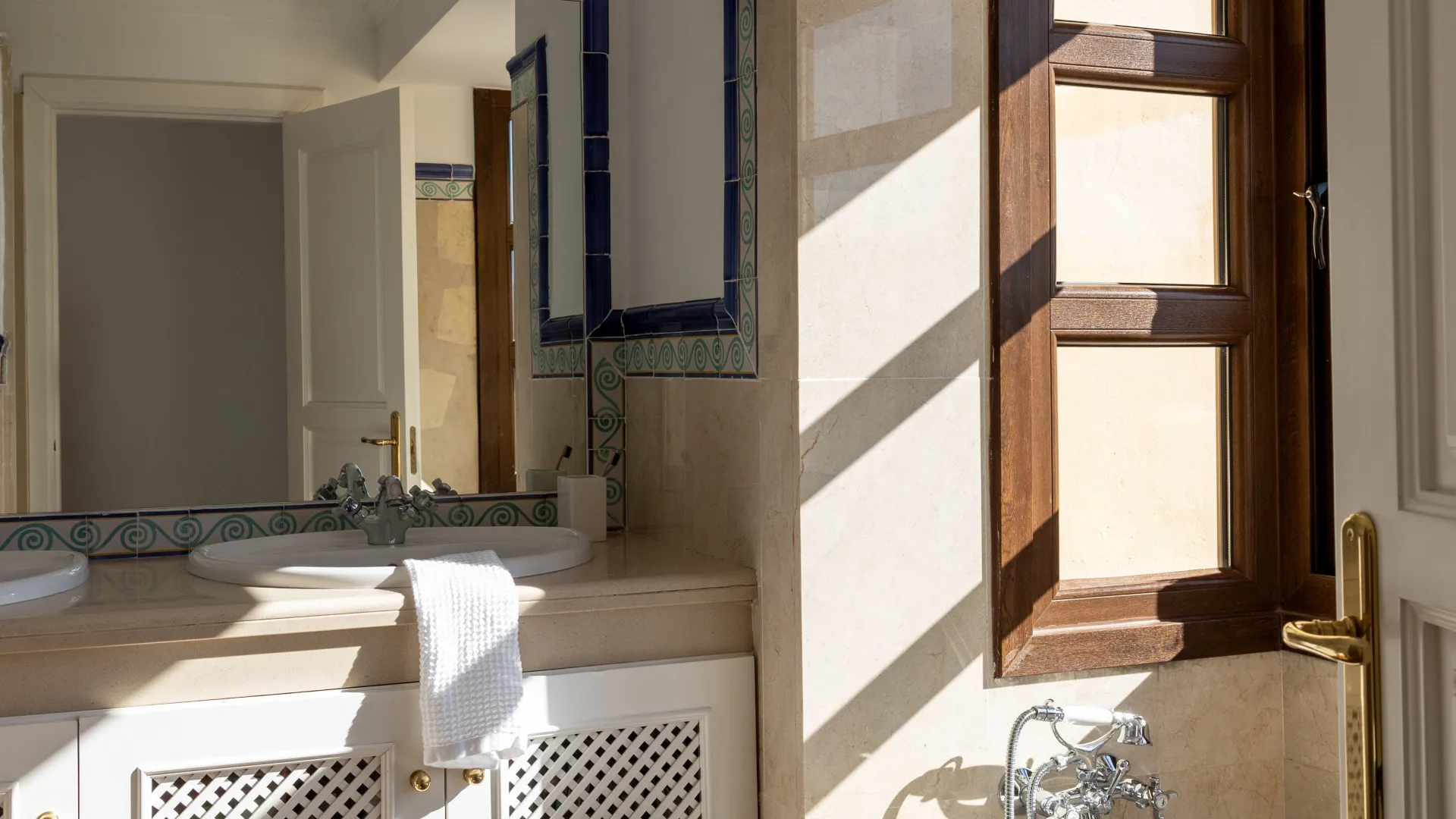 Pareado en venta de 4 dormitorios en Monte Mayor