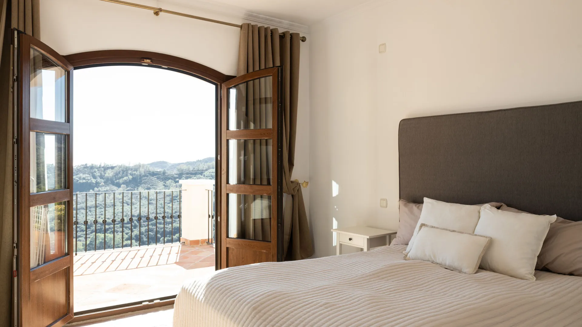 Pareado en venta de 4 dormitorios en Monte Mayor